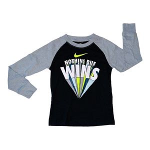 NWOT Nike Shirt